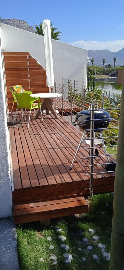 Vlei Cove Guesthouse Cape Town Exterior foto