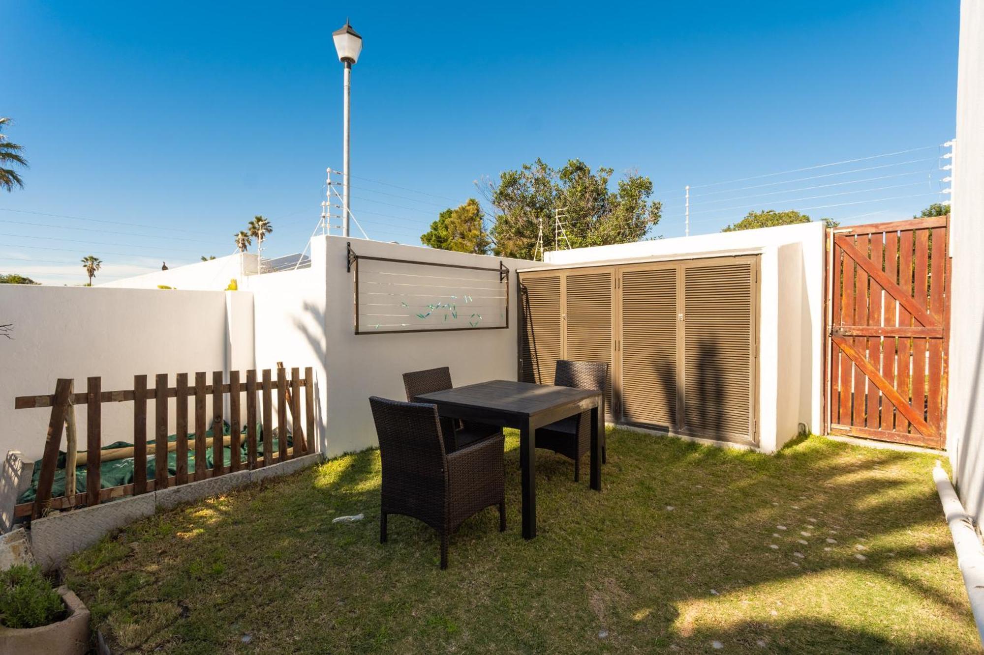 Vlei Cove Guesthouse Cape Town Exterior foto